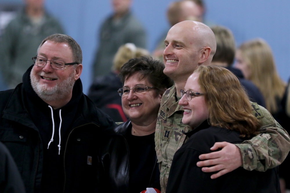 First half of ‘Guardian Angel’ battalion returns to Wisconsin