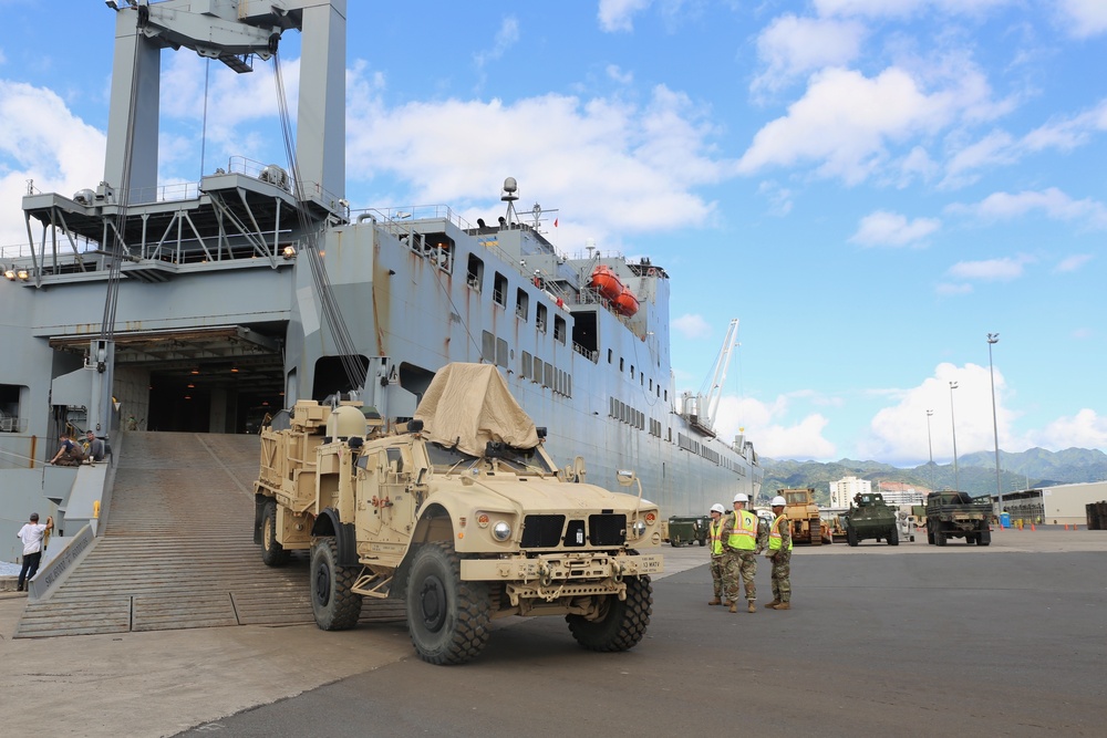 Ocean Terminal Division Supports 3rd Brigade/ 25th Infantry Division Redeployment