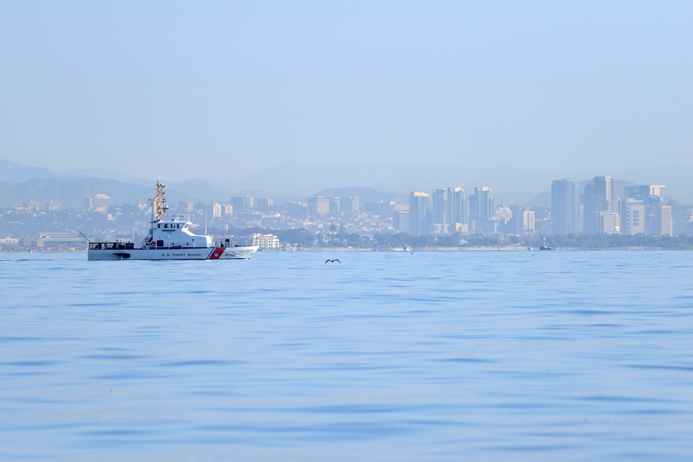 Multiple Coast Guard units participate in joint training exercise off the coast of San Diego