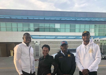 A different kind of mission: Fort Irwin Soldiers Volunteer on Los Angeles’ Skid Row, helping clothe and feed less fortunate