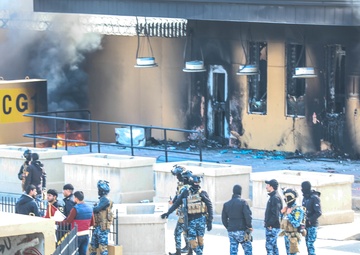 Iraqi Security Forces Respond to U.S. Embassy Attack