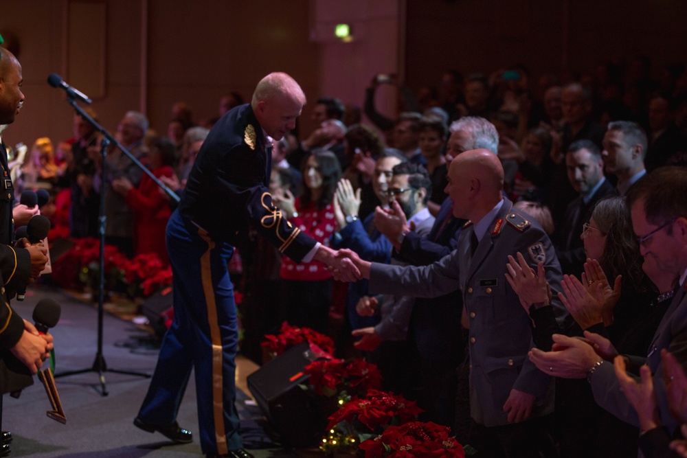 Images of the US Army Europe Band and Chorus Holiday Concert in Böhlen