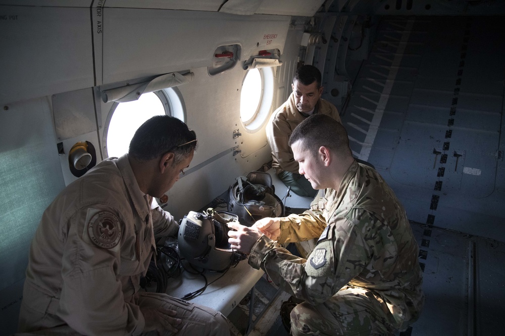 USAF Air Advisors test aircrew flight equipment with Iraqi military