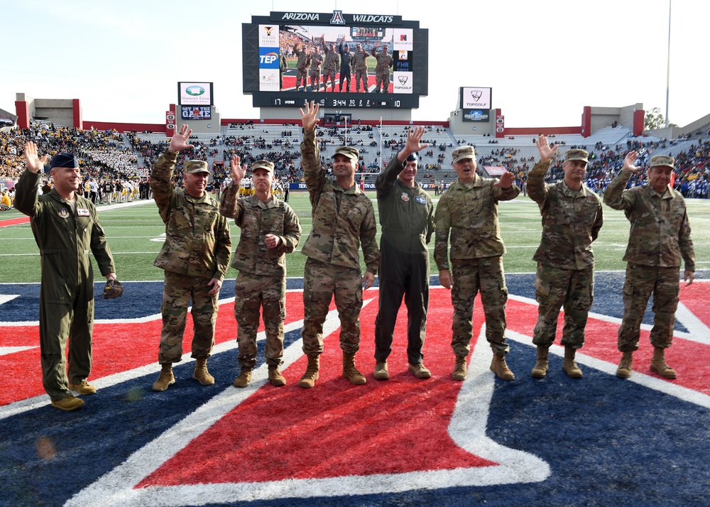Arizona Bowl thanks service members