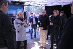 PM IVAS welcomes distinguished guests to Fort Pickett ahead of the second Soldier Touchpoint