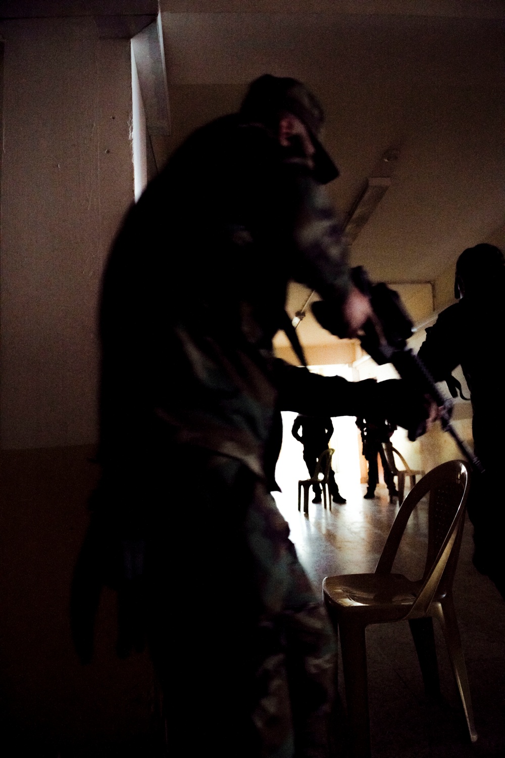 Qwat al-Khasah leads close quarters combat training