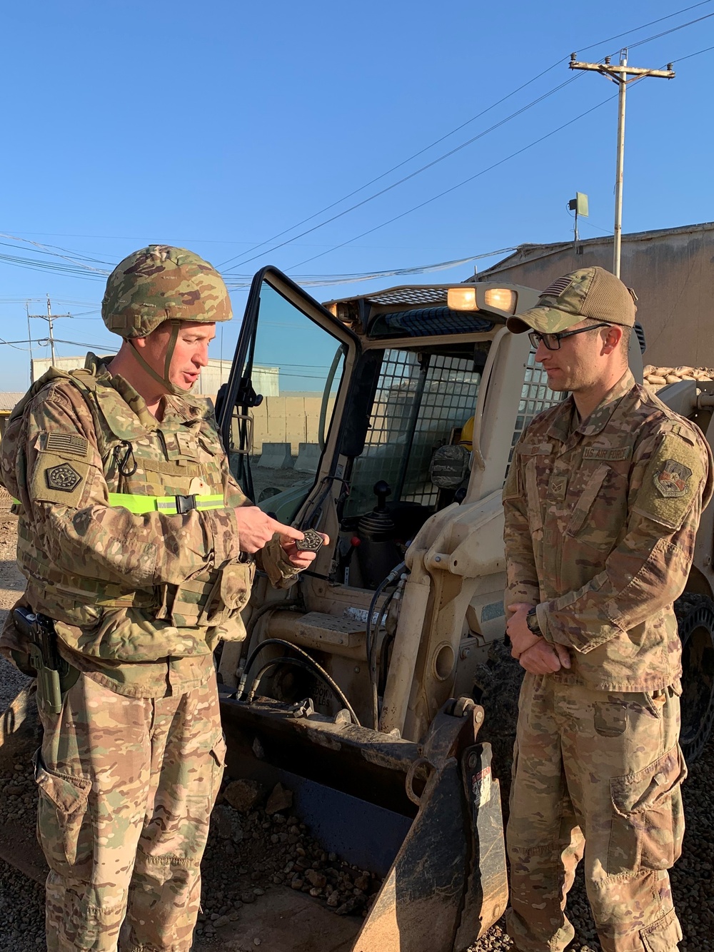 Deployed Illinois Soldier recognizes joint partners