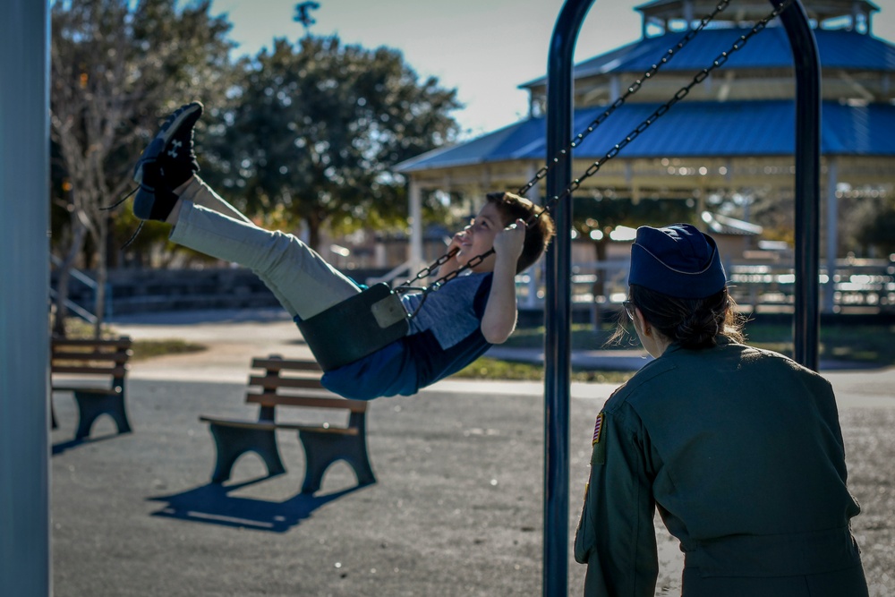 Single Mother Excels as U.S. Air Force Officer