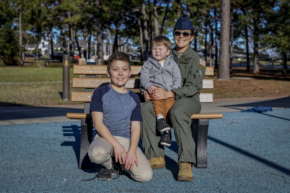 Single Mother Excels as U.S. Air Force Officer