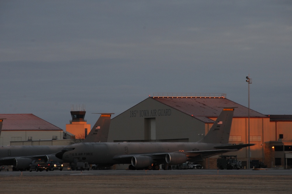 Frosty Iowa KC-135