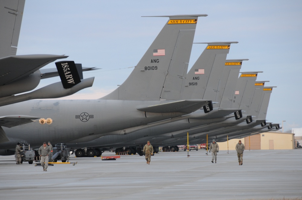 Iowa ANG KC-135 FOD walk