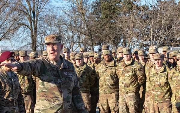 Chairman's annual USO tour visits MKAB