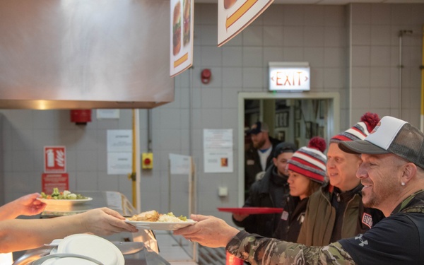 Chairman's annual USO tour visits MKAB