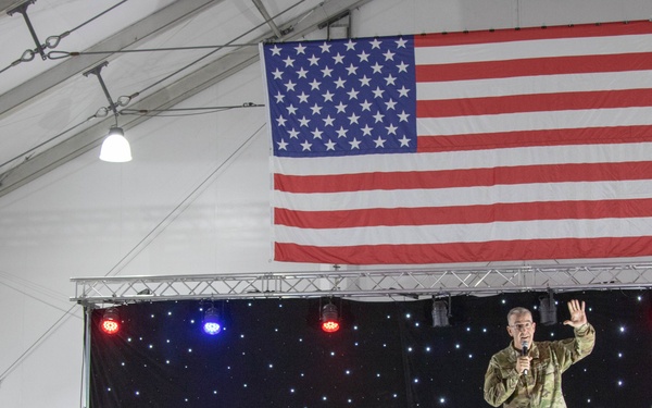 Chairman's annual USO tour visits MKAB
