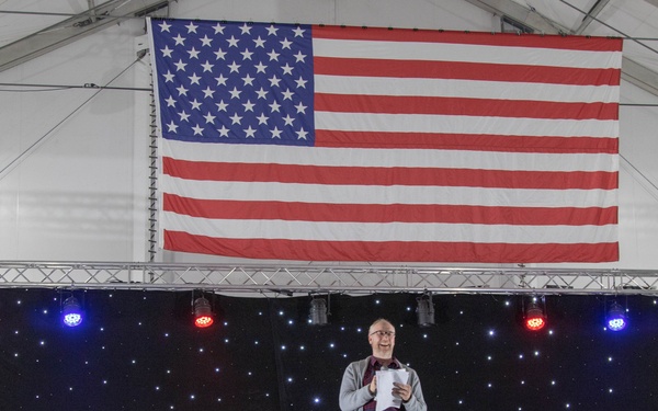 Chairman's annual USO tour visits MKAB