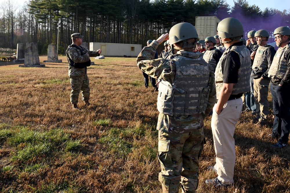 Air Mobility Command civic leaders visit JB MDL