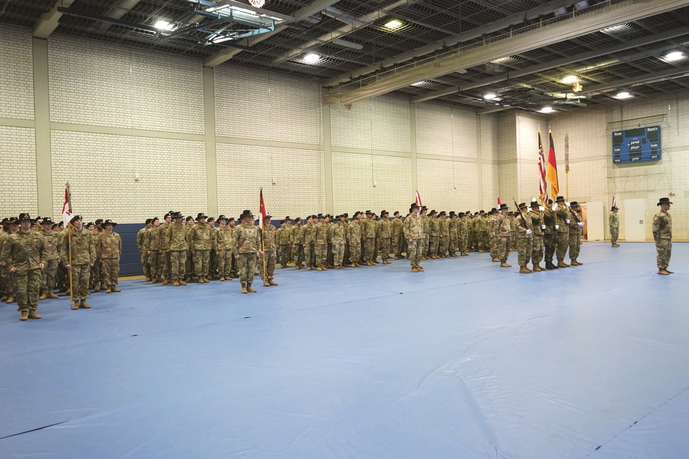 3/2CR case their colors during deployment ceremony