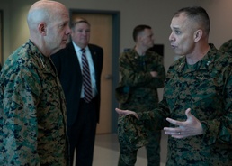 Commandant of the Marine Corps Visits Marine Cyber Headquarters for the First Time