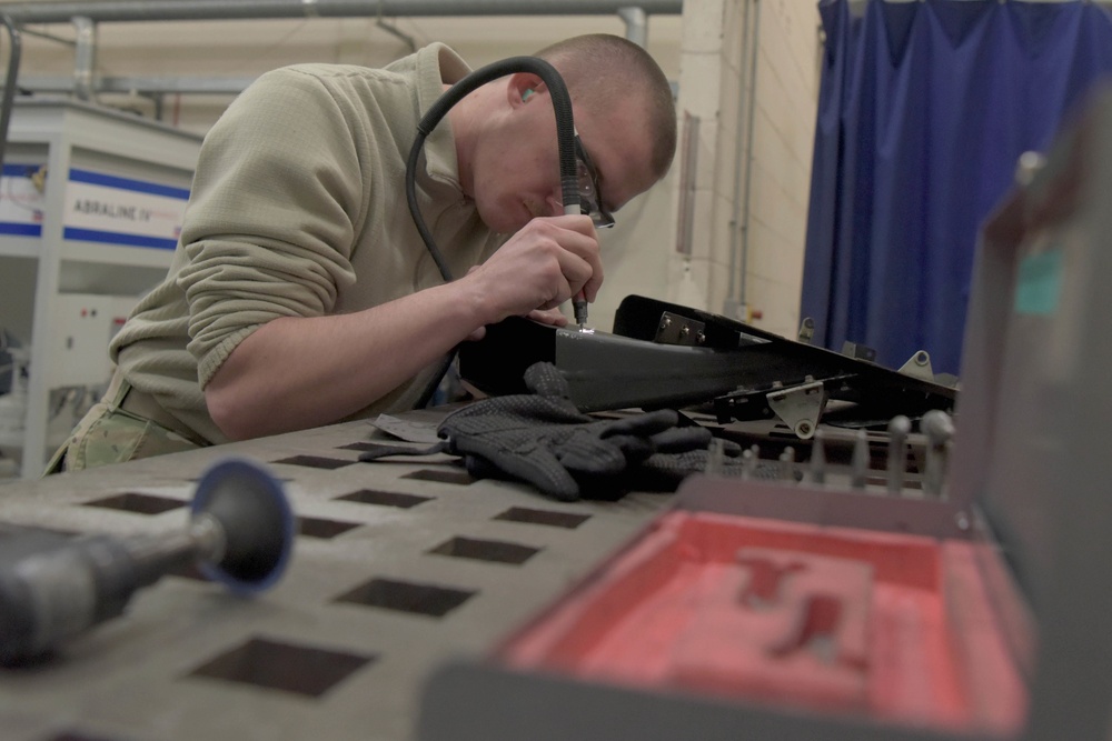Metals tech: keeping aircraft flying