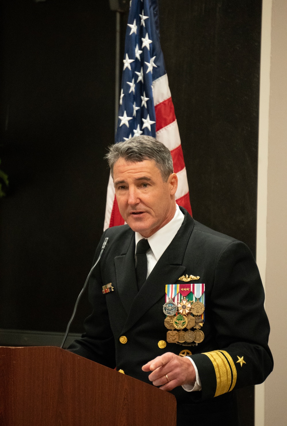 Undersea Surveillance Welcomes New Commanding Officer