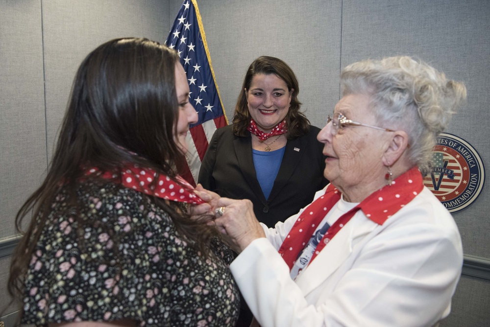 &quot;Rosie the Riveter&quot; visits the Pentagon