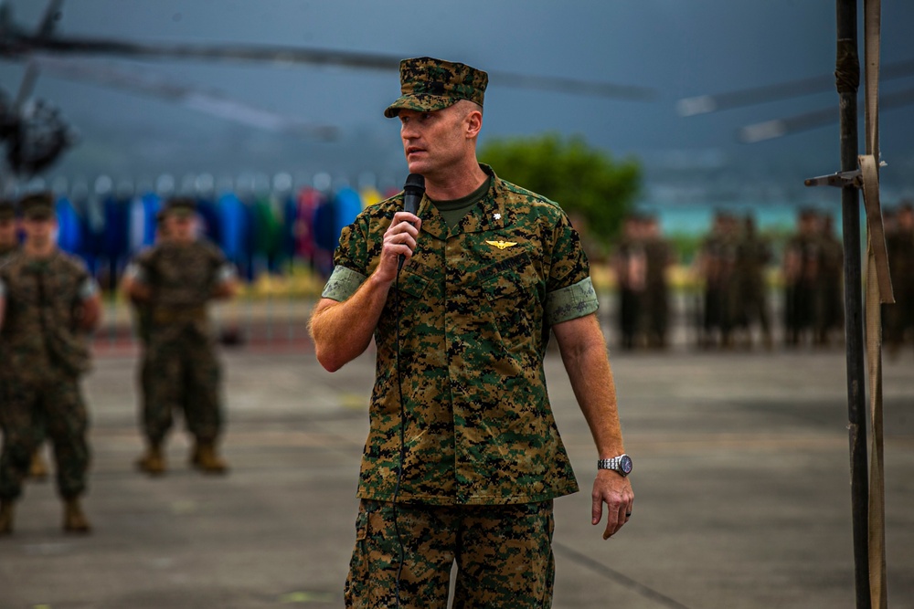 HMH-463: Change of Command