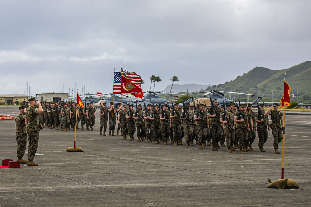 HMH-463: Change of Command