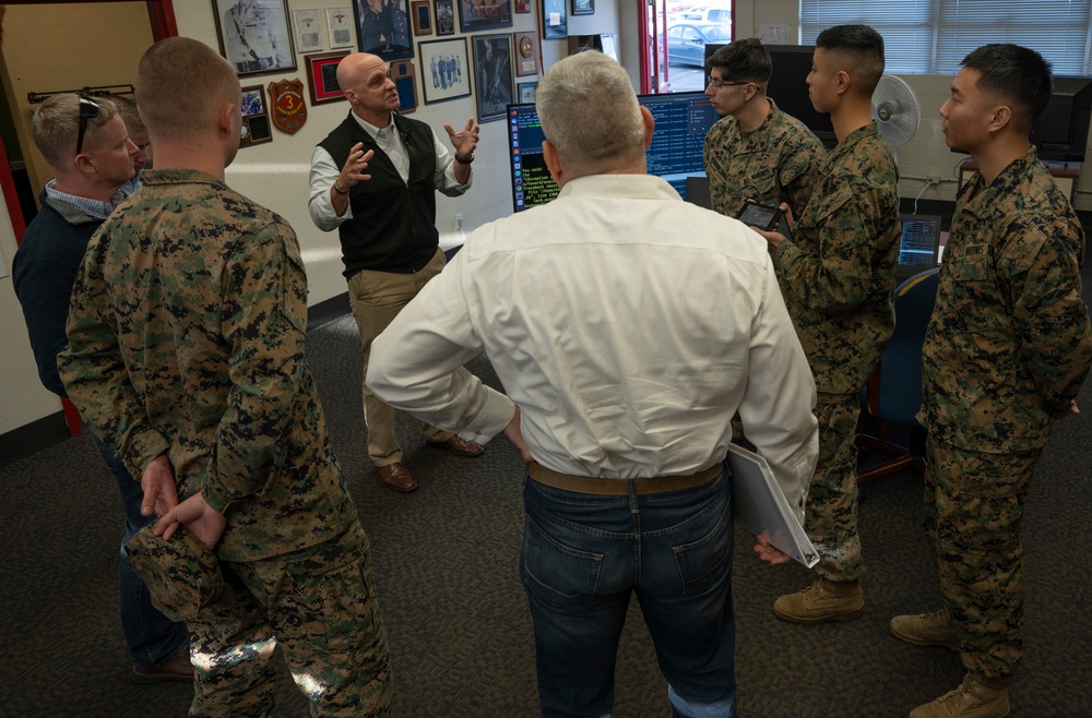 Key Leaders explore new innovation for the Marine Corps