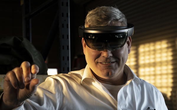 Key Leaders explore new innovation for the Marine Corps