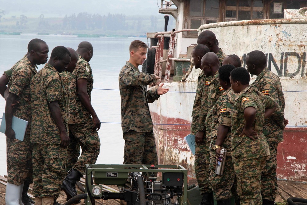 Marines Interact with Uganda Peoples Defence Force