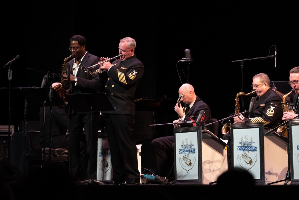 U.S. Navy Band Draws Professionals, Students in largest annual International Saxophone Symposium