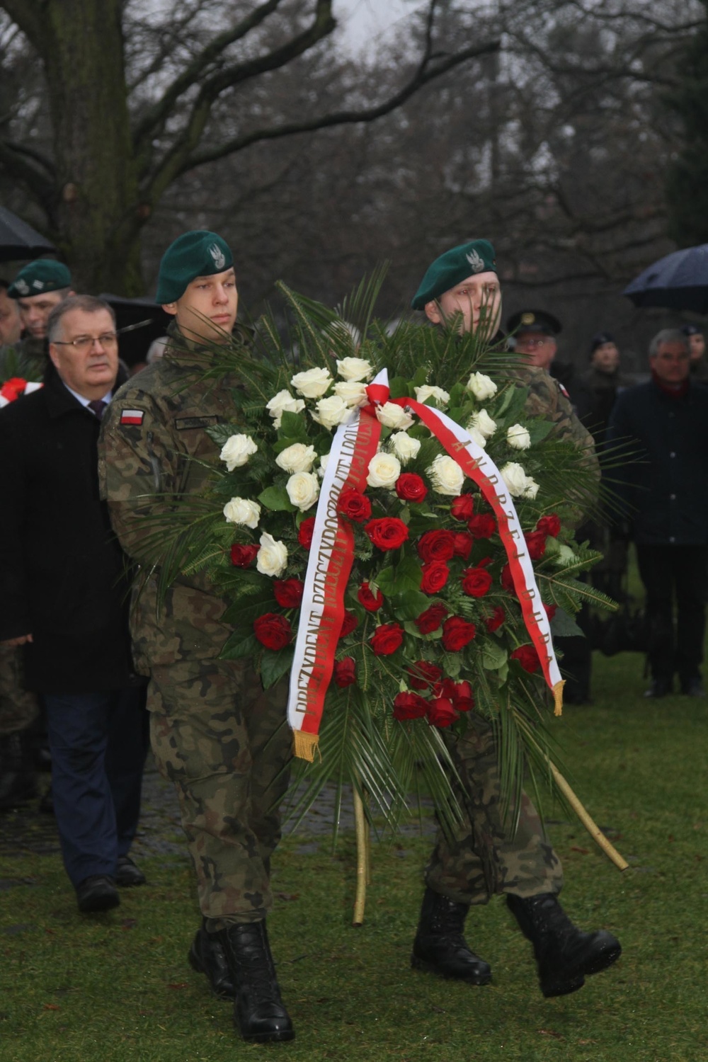 3rd Battalion, 16th Field Artillery Regiment’s Command Group Supports Polish Independence