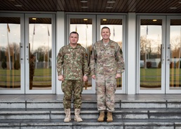 SHAPE WELCOMES ROMANIAN CHIEF OF DEFENCE STAFF