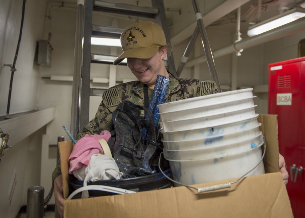 GHWB Sailor Moves Supplies