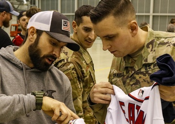 Army Reserve unit works behind the scenes to help make USO tour show a success