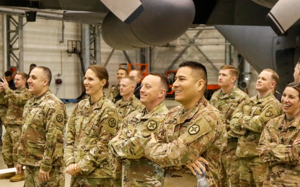 652nd enjoys the show2