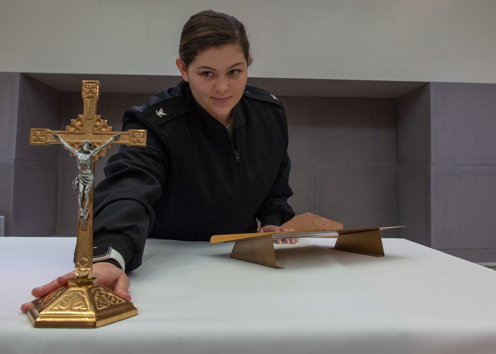 Religious Program Specialist Sets Up for Cathloic Mass