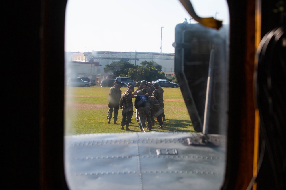 12th Marine Regiment conducts SPIE rigging and rappelling exercises