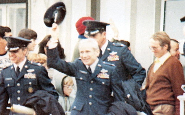 The Iranian hostages arrive in Wiesbaden, 38 years ago