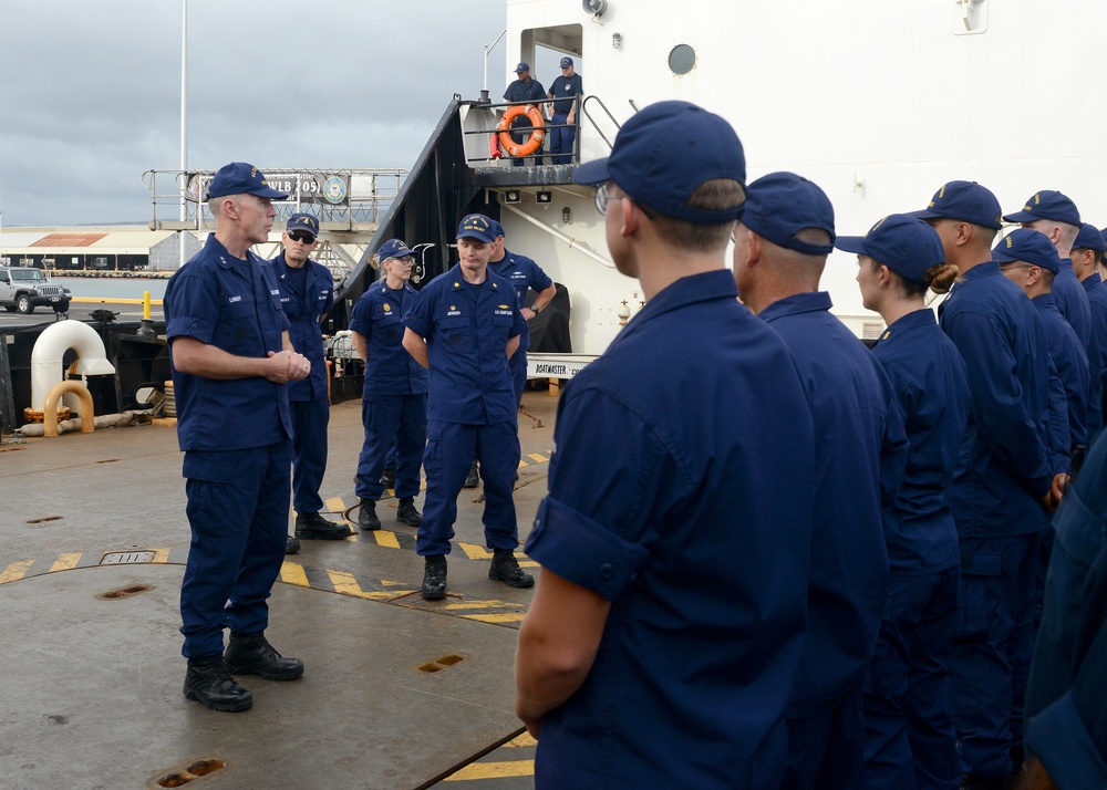 Coast Guard Cutter Walnut departs Honolulu for final time