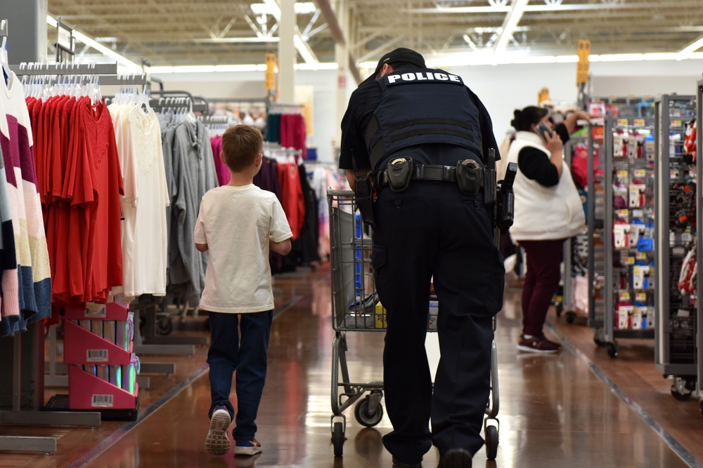 Operation Blue Santa: Shop with a Cop