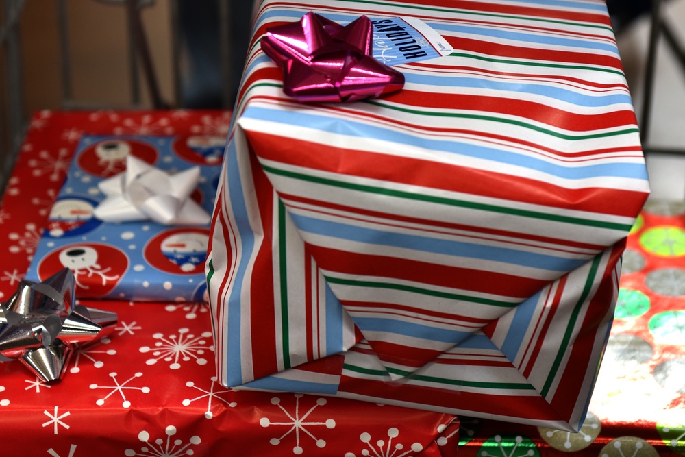 Operation Blue Santa: Shop with a Cop