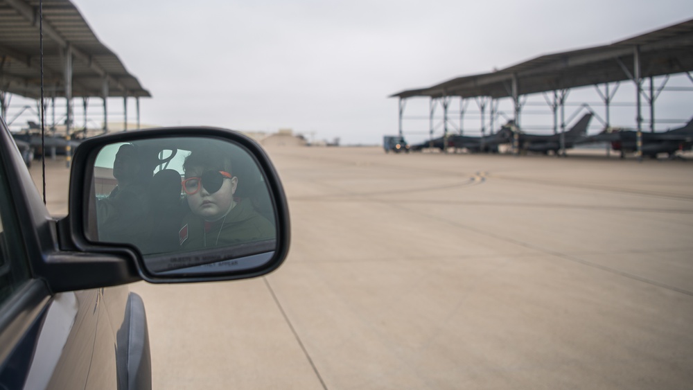 Pilot For A Day, Braxton &quot;Ice&quot; Landburg is Tulsa's newest Viper pilot