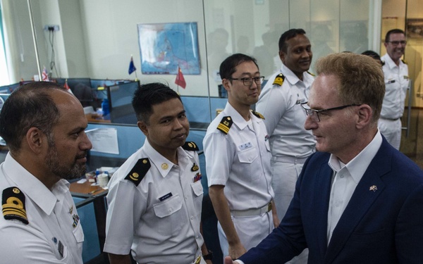 Acting SECNAV Visits Singapore