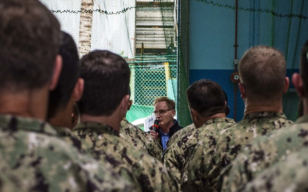 Acting SECNAV Visits Singapore
