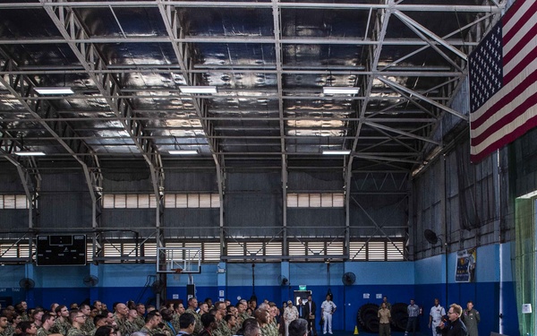 Acting SECNAV Visits Singapore