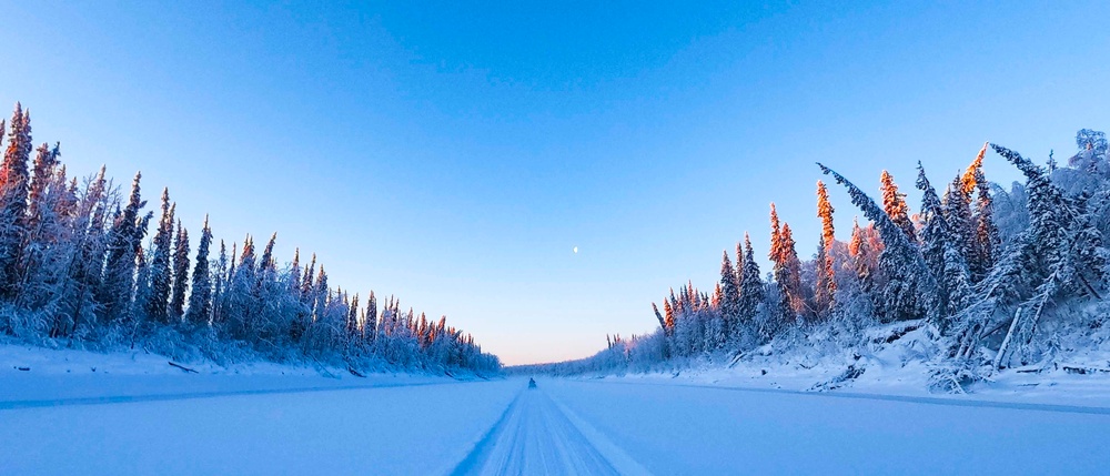 US Marines deliver Christmas by snowmobile to remote Alaskan towns