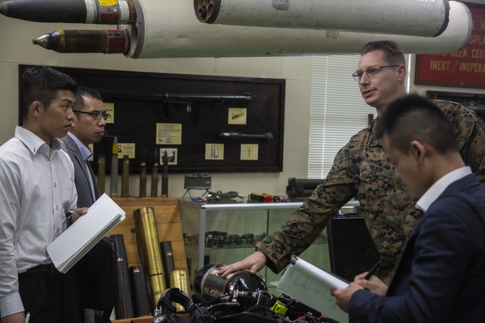 U.S. Marines showcase engineering capabilities to Japan Ground Self Defense Force students