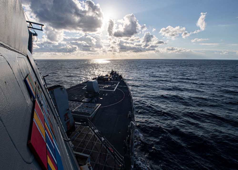 USS Carney (DDG 64)