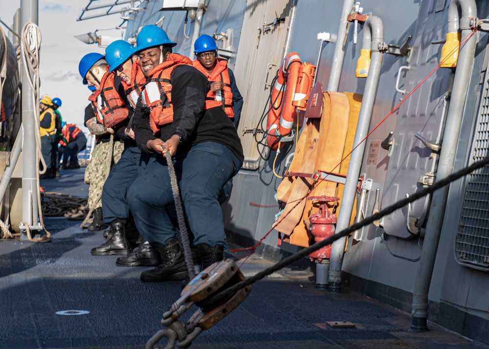 USS Carney (DDG 64)